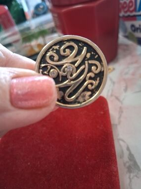 Weight Watchers Gold and Black Swirl Filigree Round Brooch